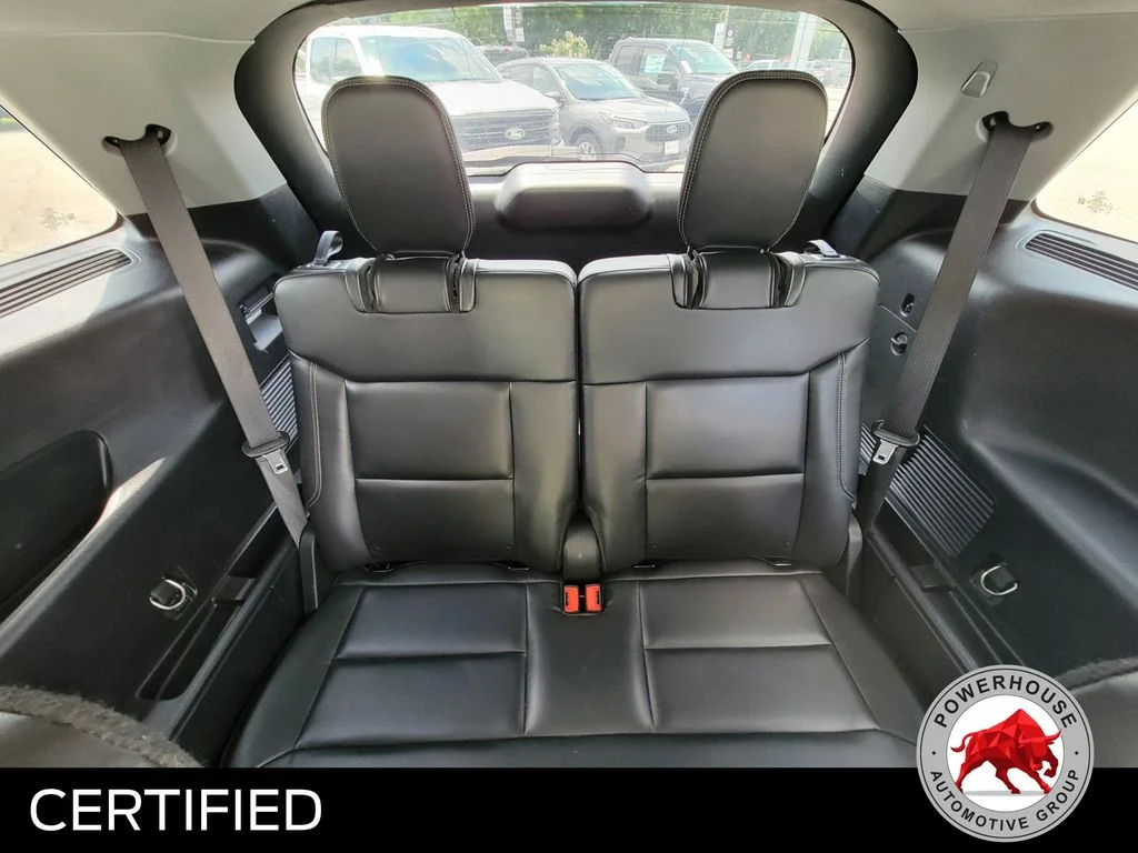 Used 2021 Black Ford XLT image 17