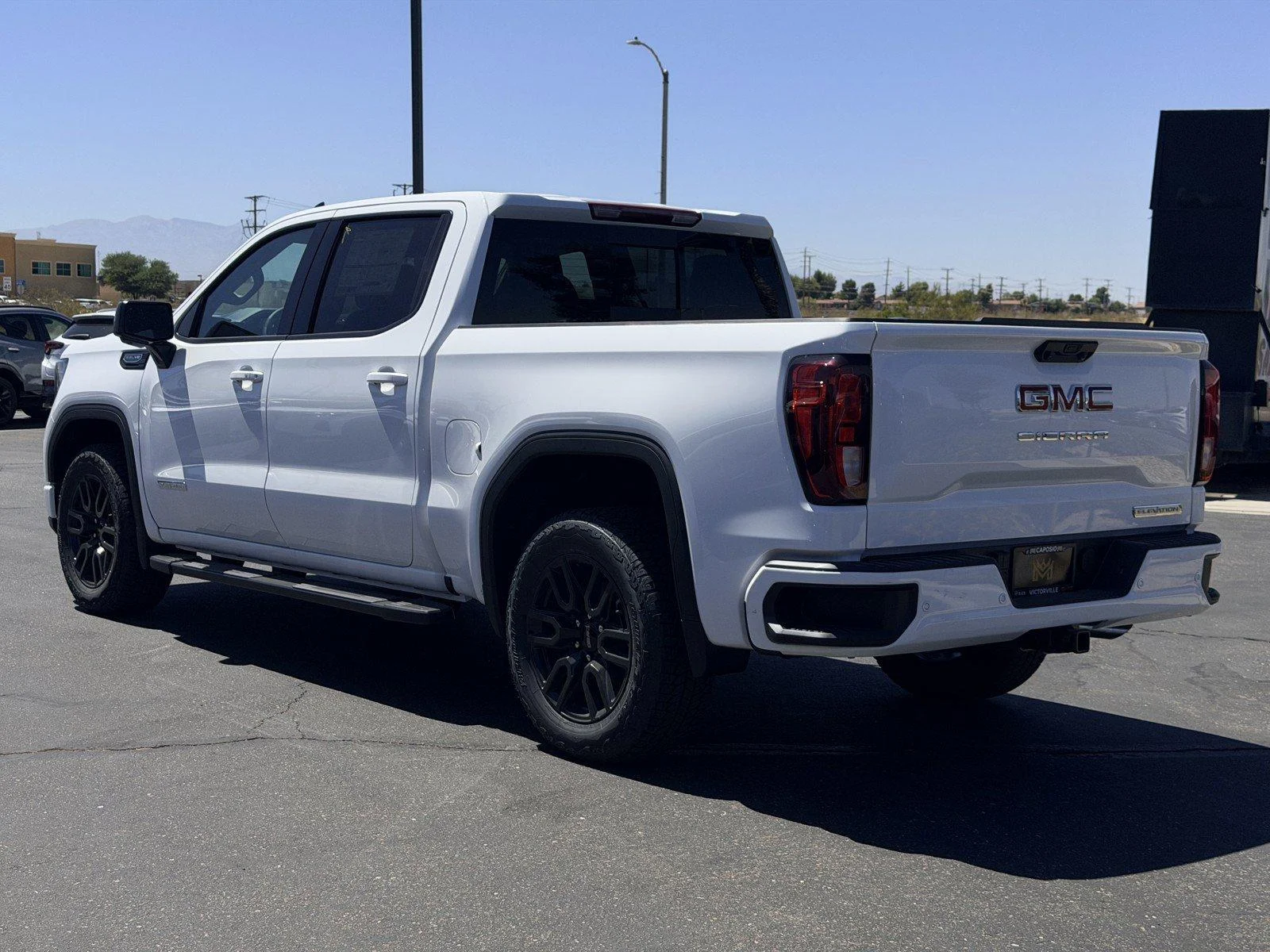 New 2026 Summit White GMC Elevation image 4