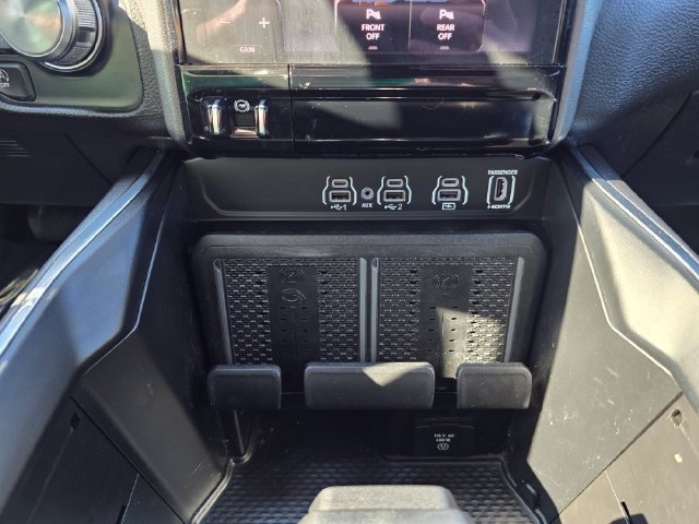 Certified Used 2025 Hydro Blue Pearlcoat Ram Laramie image 34