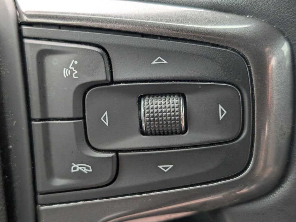 Used 2023 Red Chevrolet High Country image 23