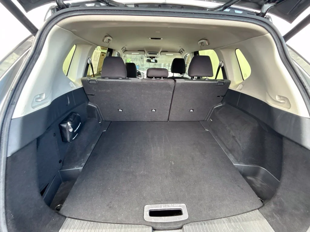 Used 2024 Gray Nissan SV image 20