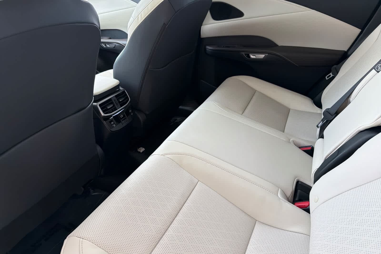 New 2026 Eminent White Pearl Lexus  350 PREMIUM+ image 4