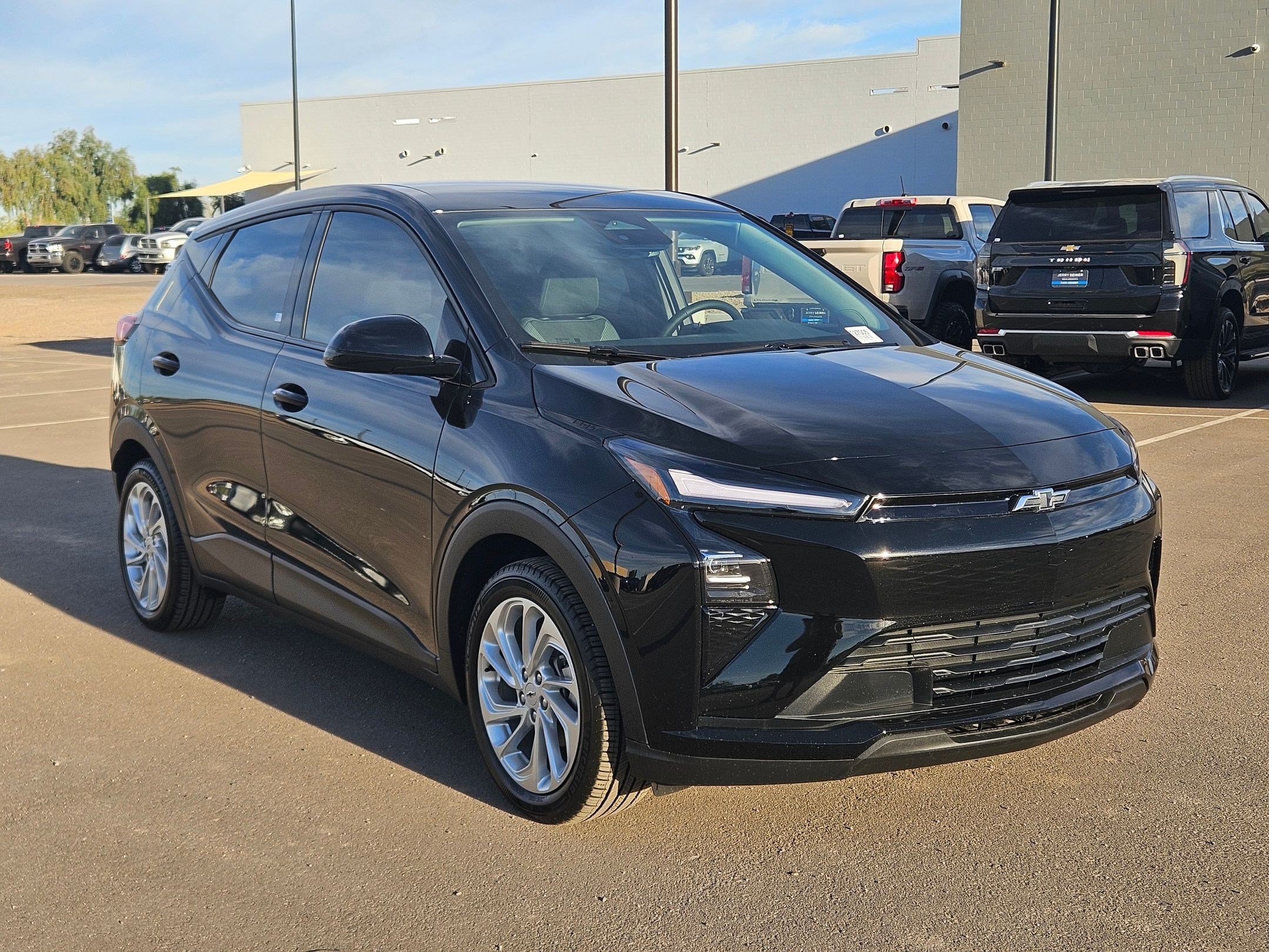 2027 Chevrolet Bolt LT - Photo 7