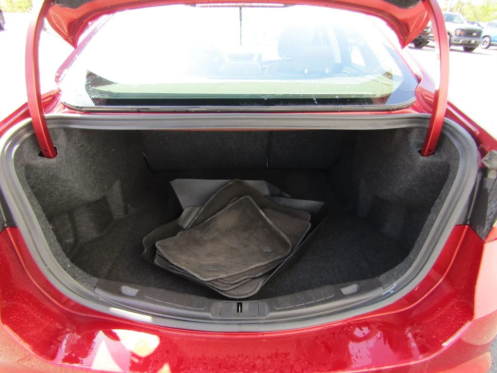 Used 2014 Ruby Red Tinted Clearcoat Ford S image 6
