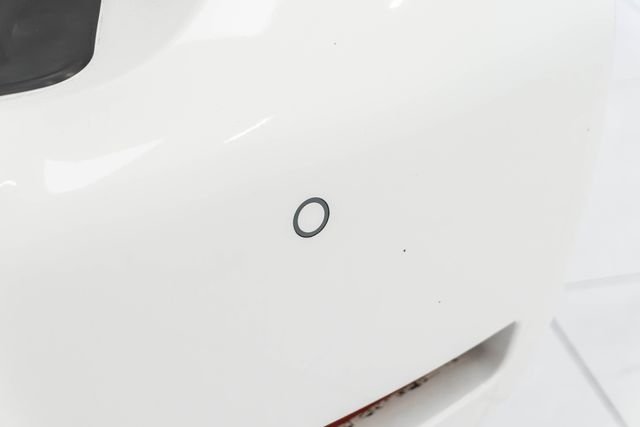 Used 2019 White Nissan Platinum image 17
