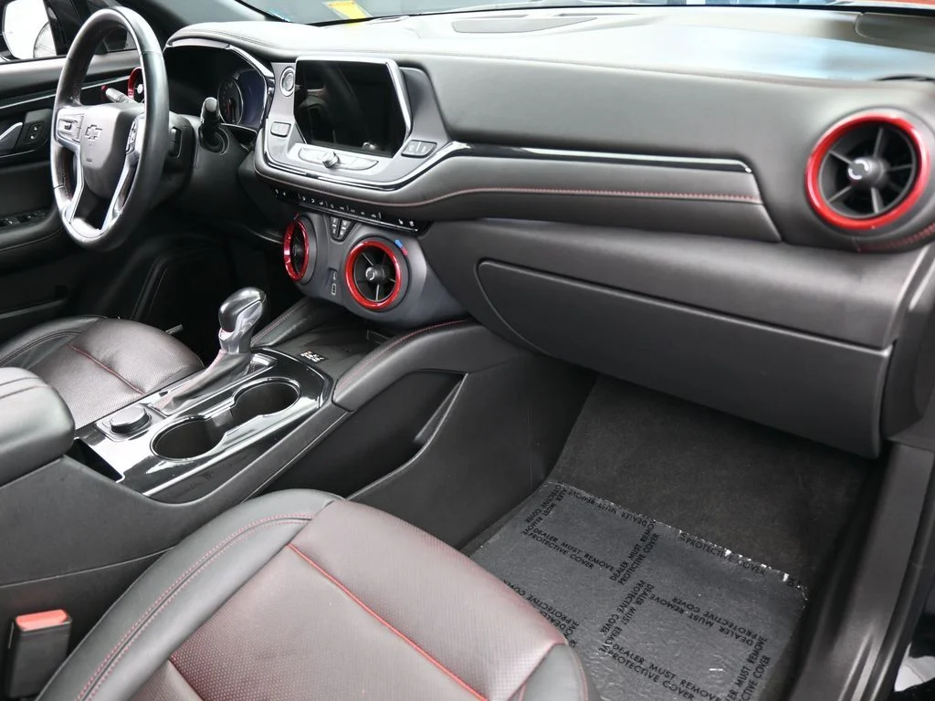 Used 2020 Black Chevrolet RS image 58