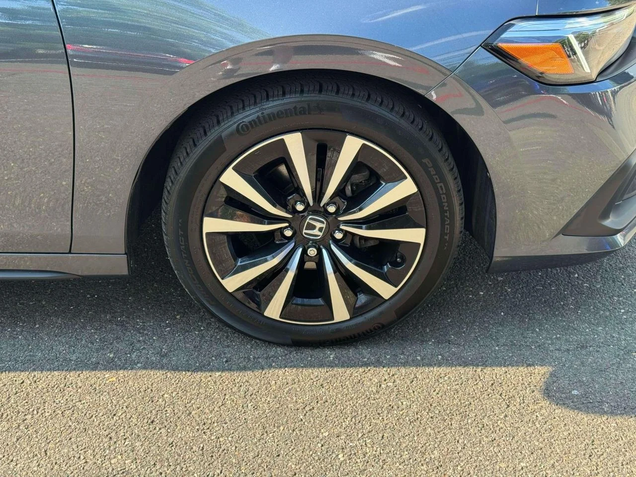 Used 2023 Meteorite Gray Metallic Honda EX-L image 9