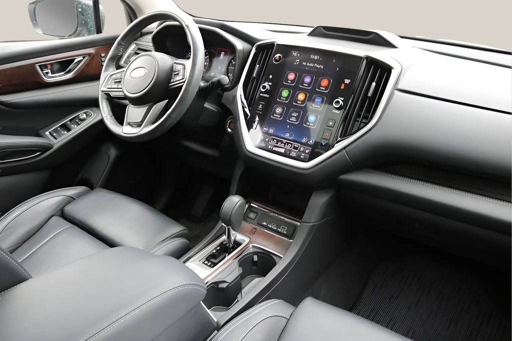 Used 2024 White Subaru Touring image 23