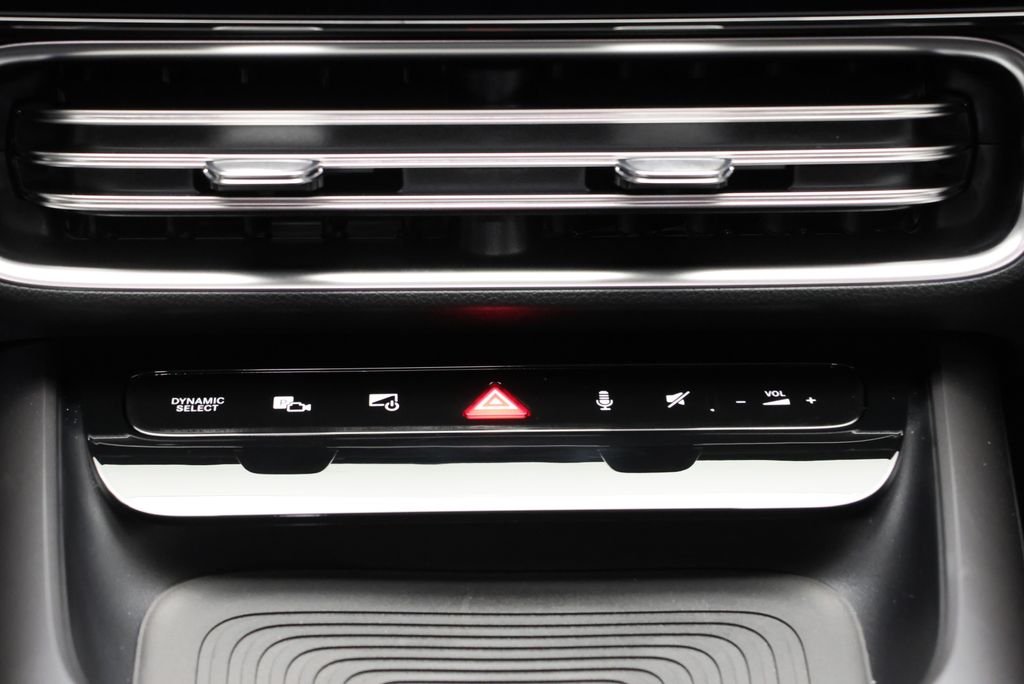 New 2027 Night Black Mercedes-Benz CLA 220 image 23