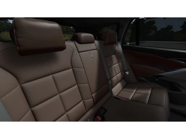 New 2027 Space Silver Metallic BMW 40 xDrive image 12