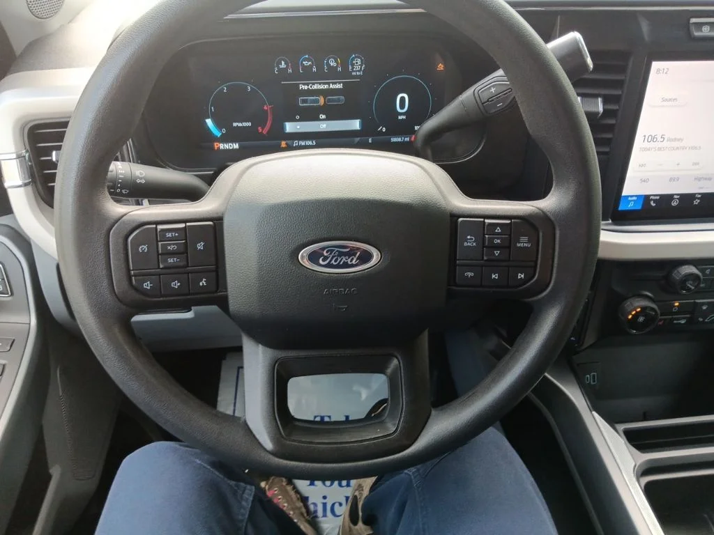 Used 2024 Oxford White Ford XLT image 17