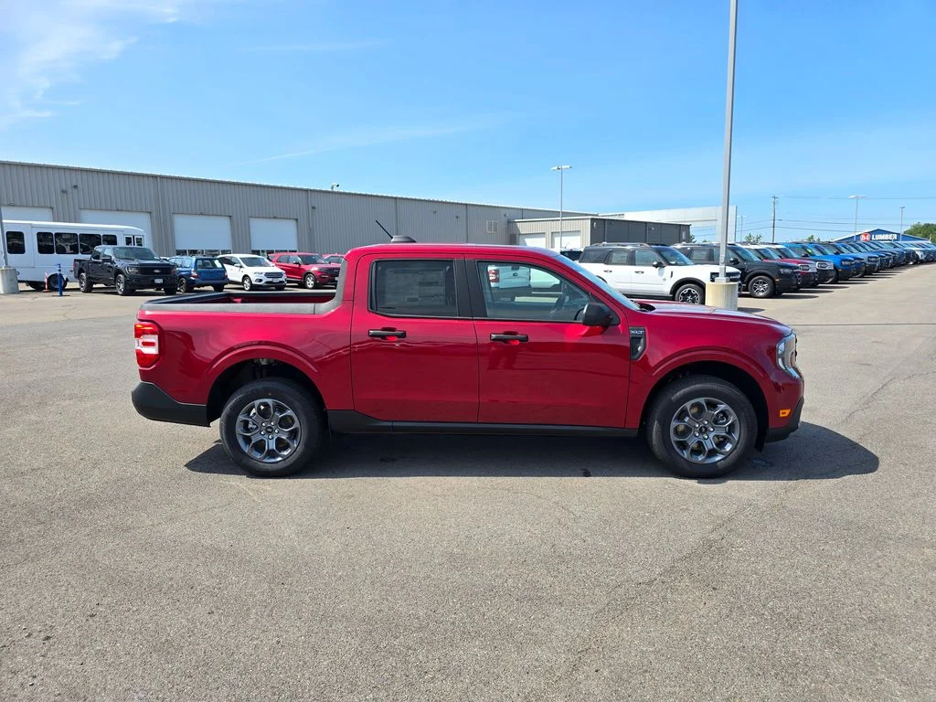 Used 2026 Red Ford XLT image 4