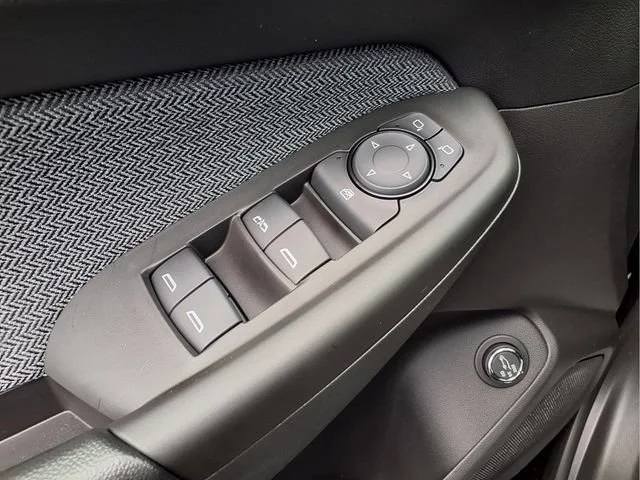 New 2026 Mosaic Black Metallic Chevrolet LT image 14
