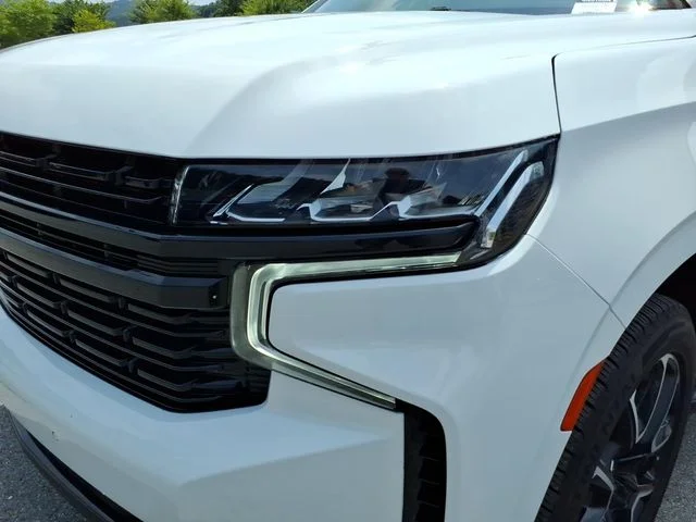 Certified Used 2023 White Chevrolet RST image 4