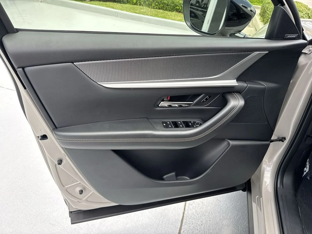 New 2026 Platinum Mazda 3.3 Turbo Premium Sport AWD image 39