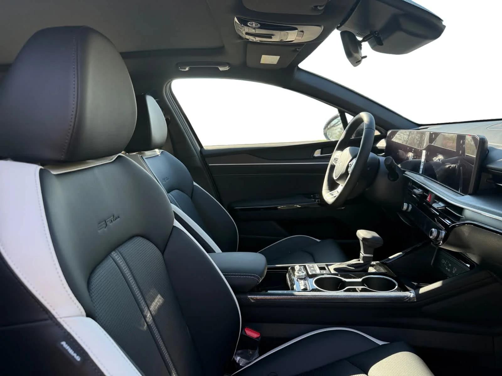 New 2026 Steel Matte Gray Kia GT-Line image 15