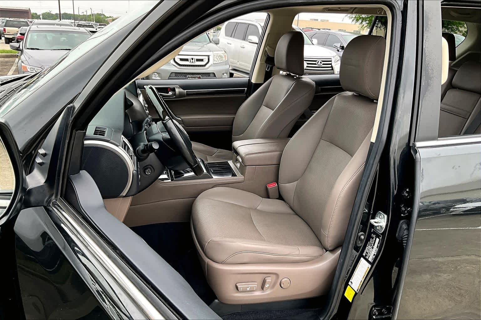Pre-Owned 2023 Lexus GX 460 Premium