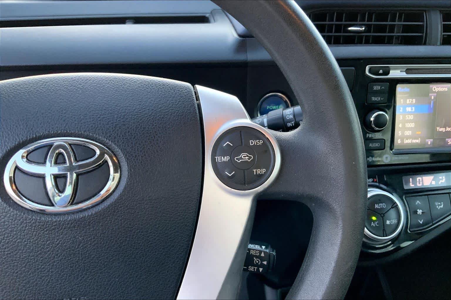Used 2015 Magnetic Gray Metallic Toyota Three image 20