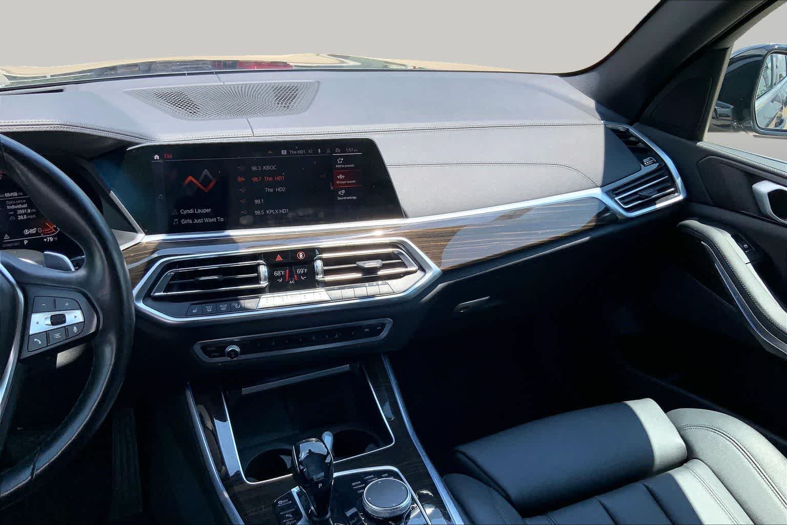 Used 2019 Arctic Grey Metallic BMW xDrive40i image 13