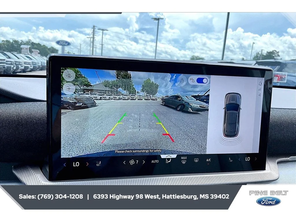 New 2026 Carbonized Gray Metallic Ford Active image 15