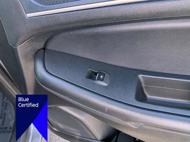 Used 2024 Gray Ford SEL image 33