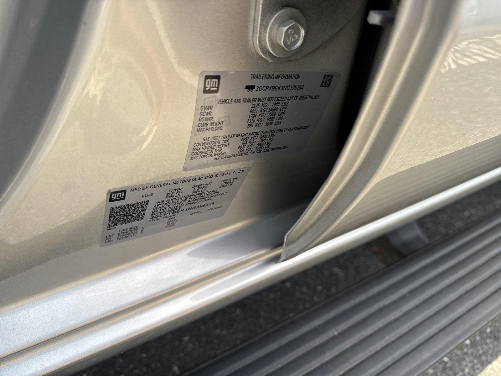 Used 2022 SILVER ICE METALLIC Chevrolet Custom image 38