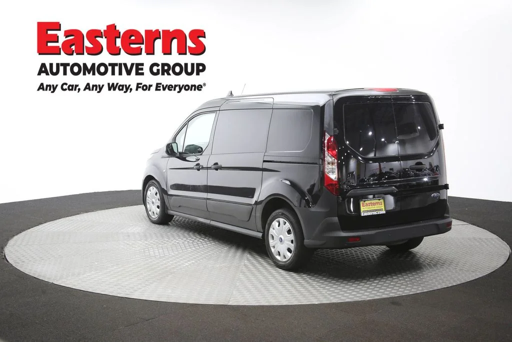 Used 2022 Black Ford XL image 61