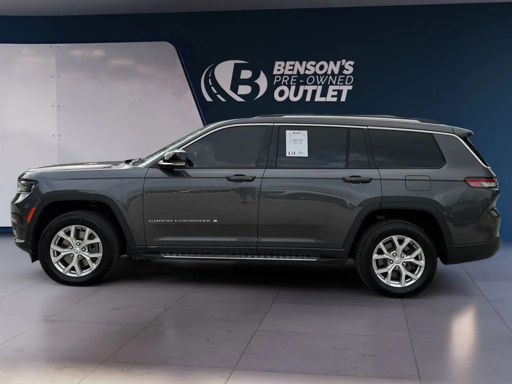 Used 2023 Gray Jeep Limited image 2