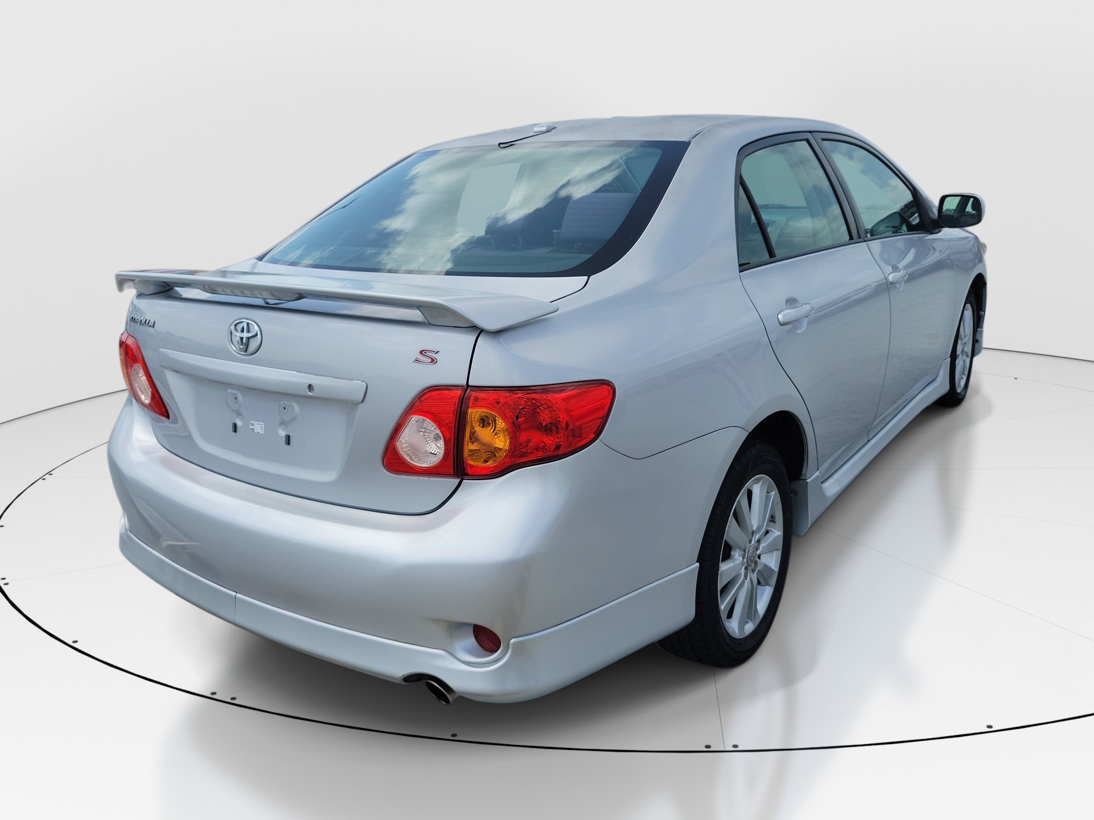 Used 2010 Silver Toyota S image 6