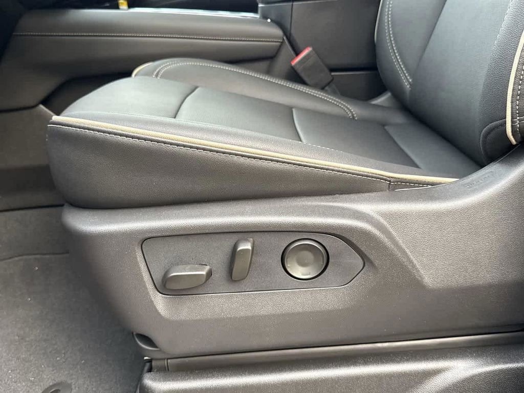 2026 Chevrolet Tahoe Premier - Photo 22