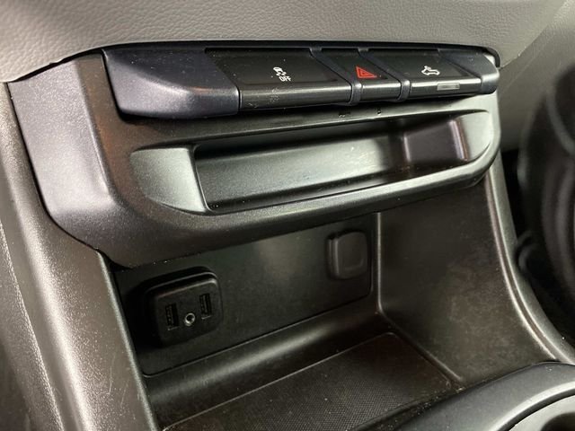 Used 2022 White GMC Elevation Standard image 20
