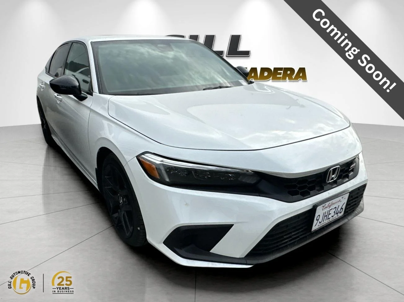 Used 2024 White Honda Manual image 1