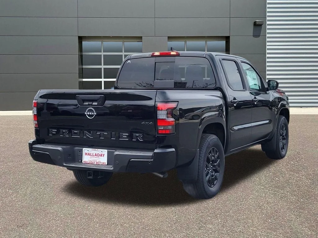 New 2026 Super Black Nissan Crew Cab SV image 3