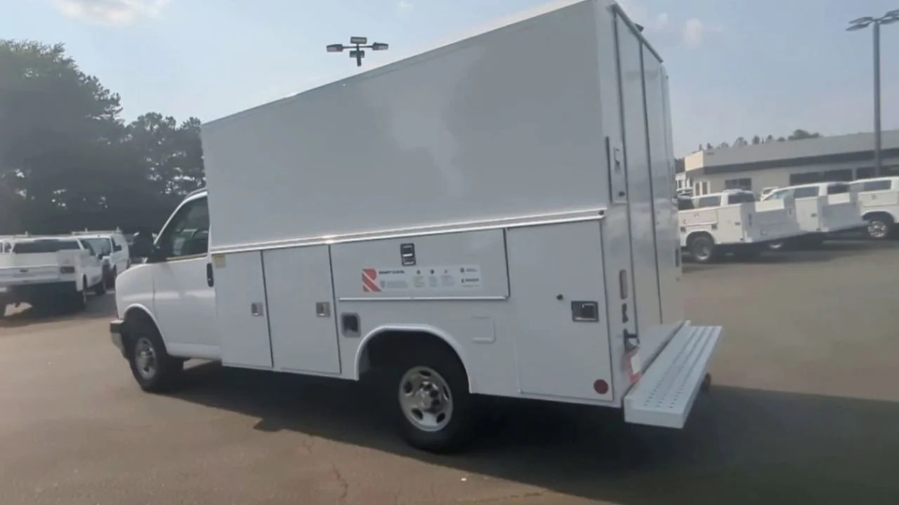 New 2025 Summit White GMC Work Truck image 6