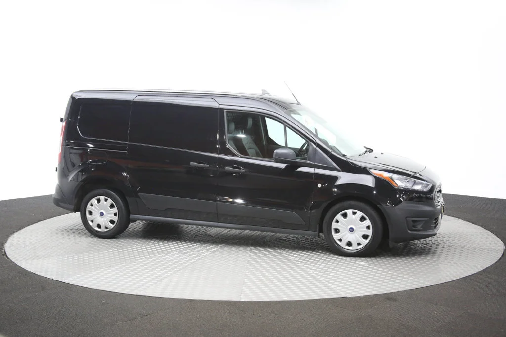 Used 2022 Black Ford XL image 43