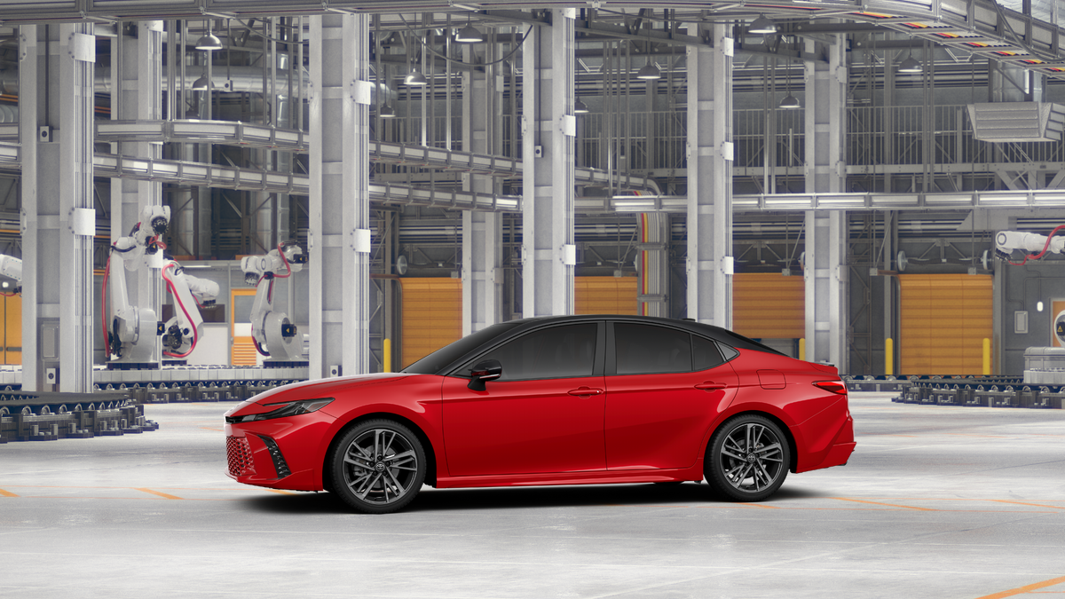 New 2027 Supersonic Red with Midnight Black Metallic roof Toyota XSE image 3