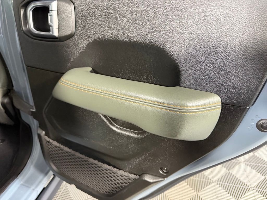 Certified Used 2024 Gray Jeep Mojave X image 29