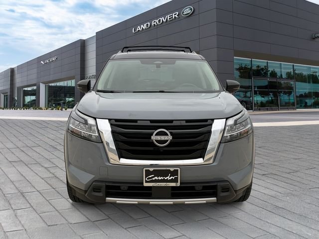 Used 2024 Gray Nissan SL image 8