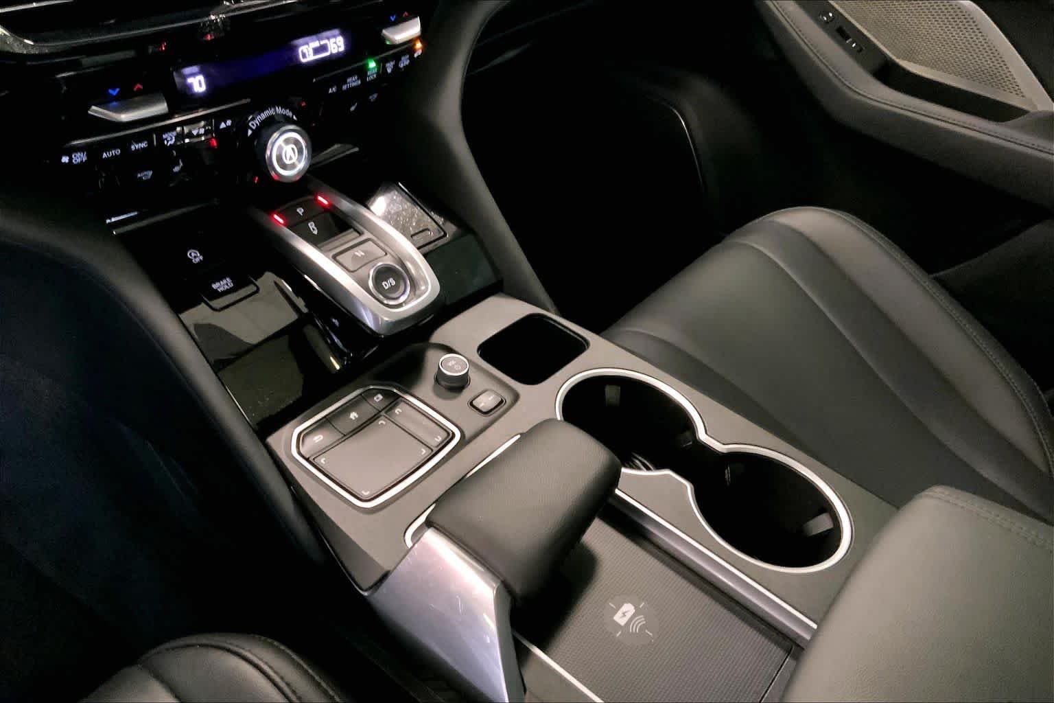 Used 2023 Platinum White Pearl Acura  image 13