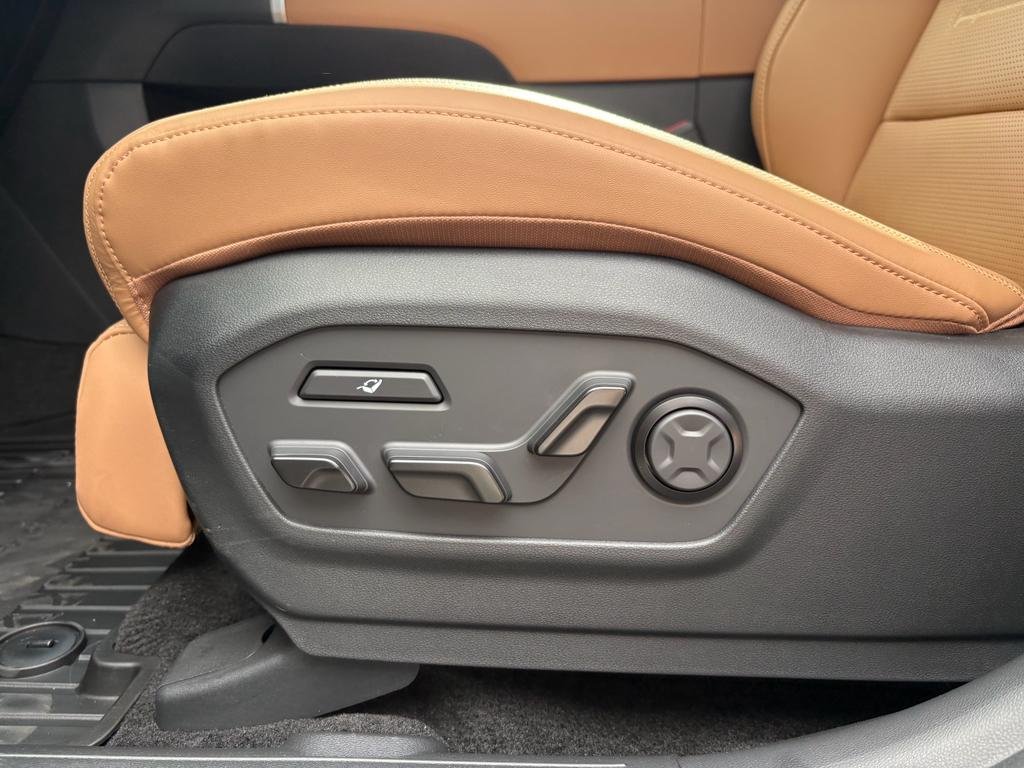 New 2026 Ecotronic Gray Hyundai Calligraphy FWD image 16