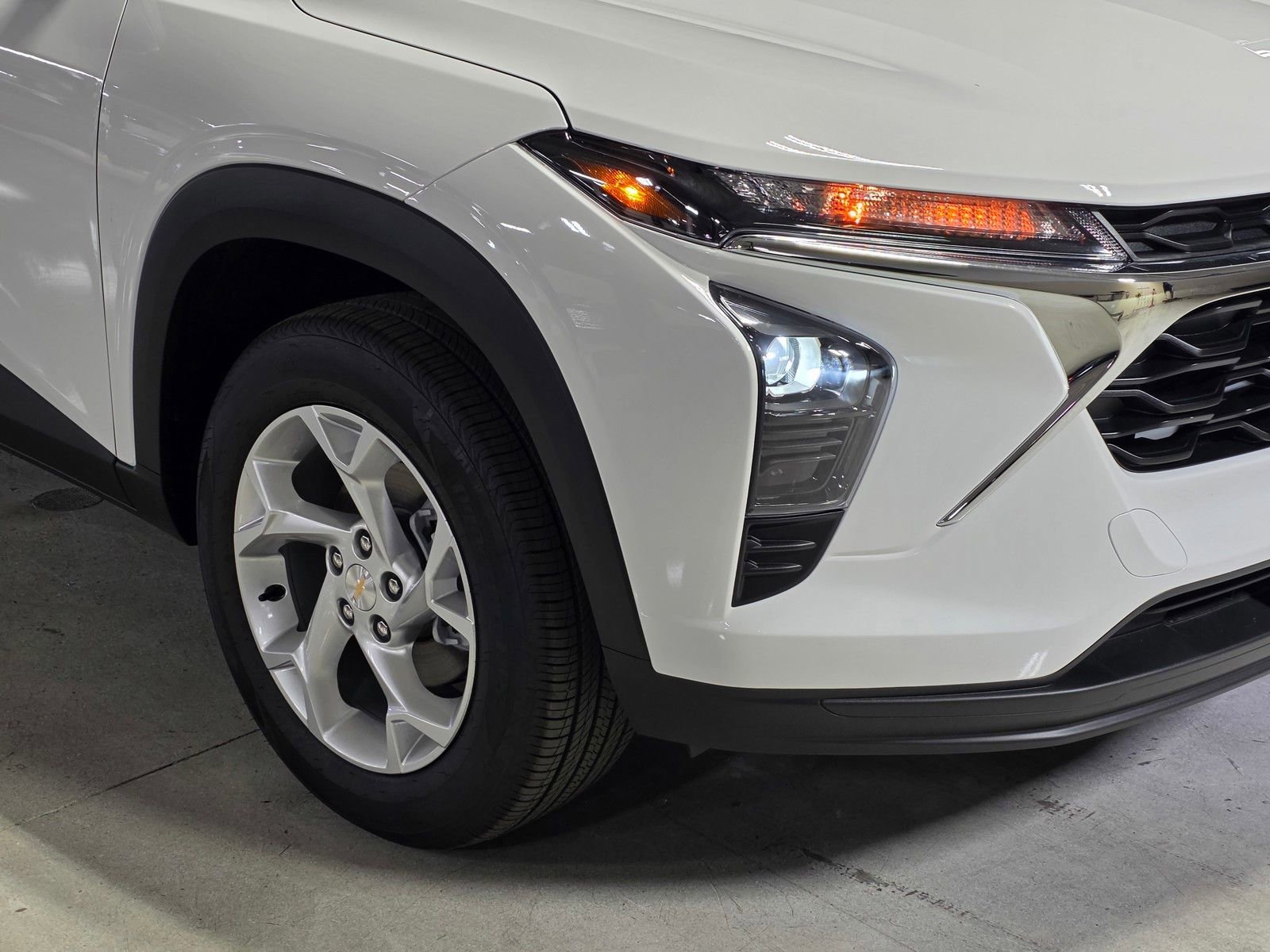 2026 Chevrolet Trax LS - Photo 10
