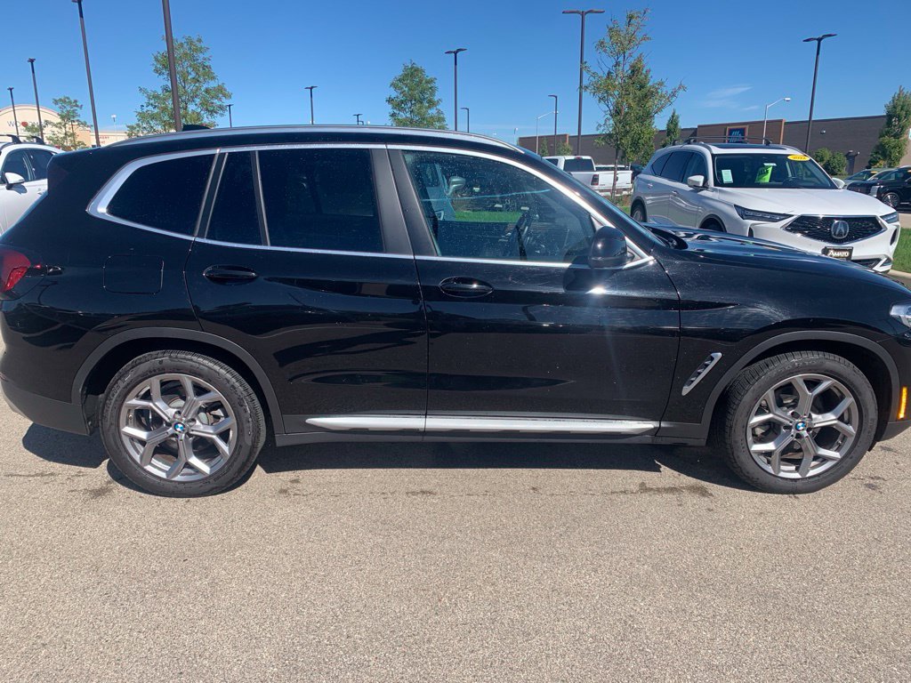 Used 2023 Black BMW xDrive30i image 8