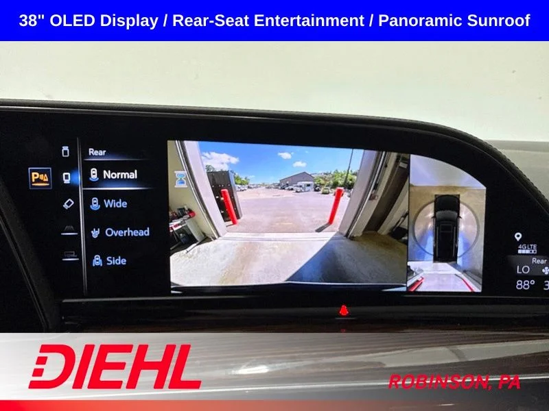 Used 2023 White Cadillac Premium image 36
