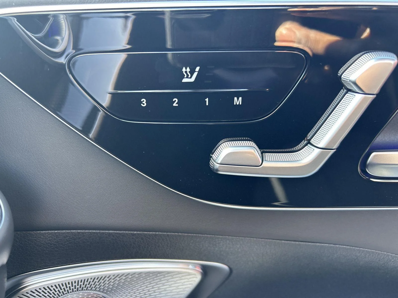 New 2026 Polar White Mercedes-Benz AMG® C 43 4MATIC® Sedan image 24