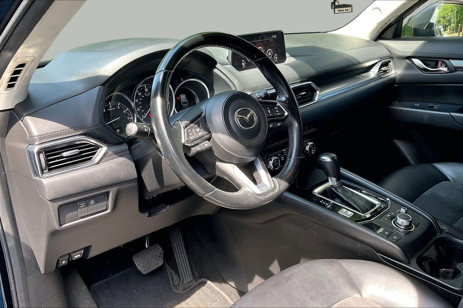 Used 2018 Deep Crystal Blue Mica Mazda Touring image 16