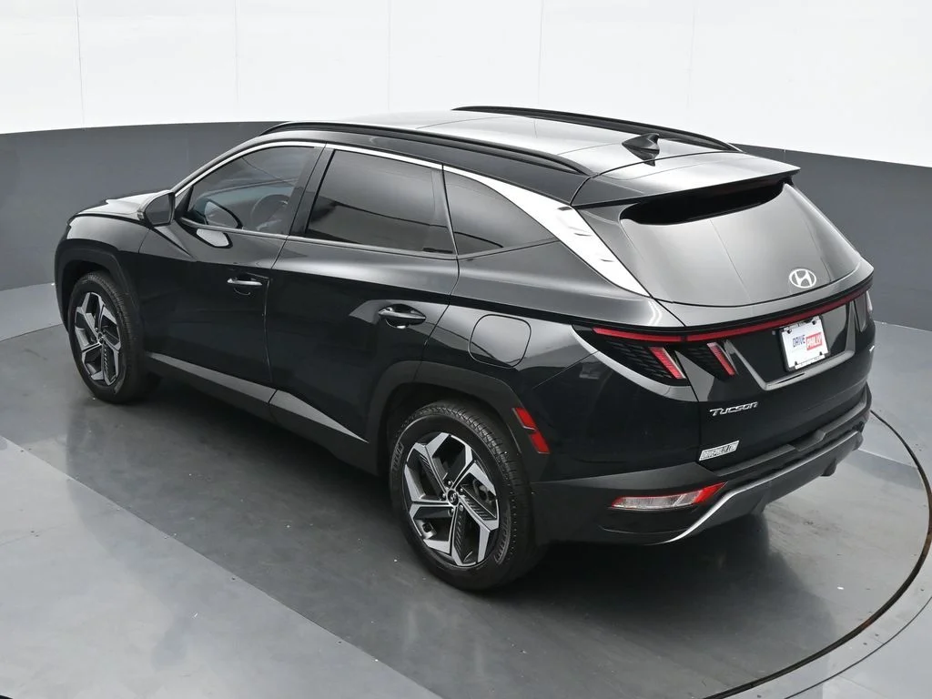 Used 2024 Black Hyundai Limited image 19