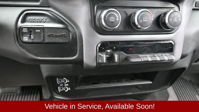Used 2023 White Ram Big Horn image 23