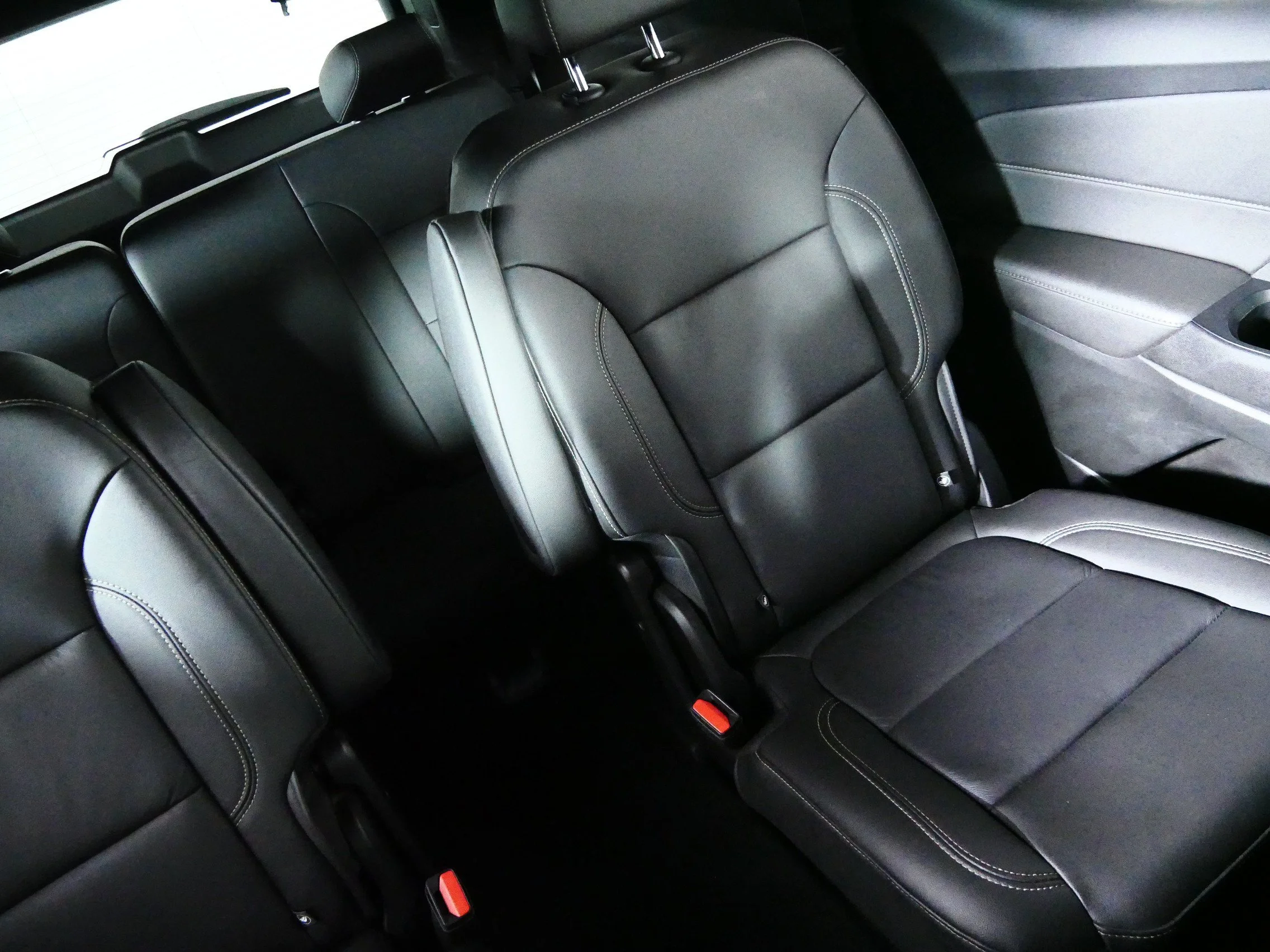 Used 2023 Sterling Gray Metallic Chevrolet LT Leather image 14