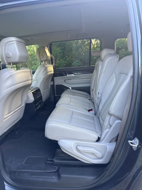 Used 2022 Gray Jeep Series I image 29