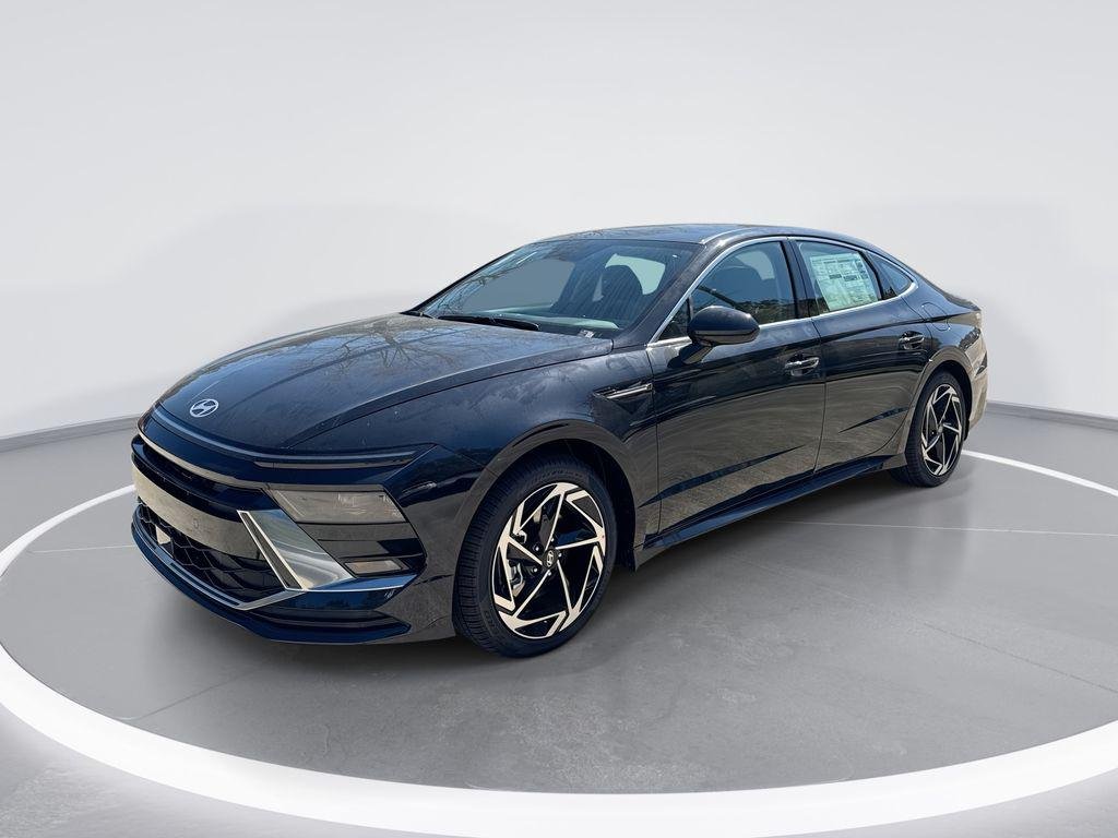 2026 Hyundai Sonata SEL AWD's photo